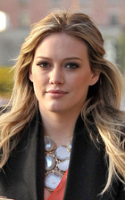 Hilary Duff : hillary_duff_1254727156.jpg