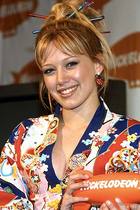 Hilary Duff : hillary_duff_1261774189.jpg