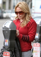 Hilary Duff : hillary_duff_1265834575.jpg