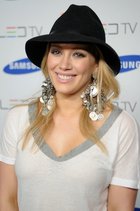 Hilary Duff : hillary_duff_1268352184.jpg