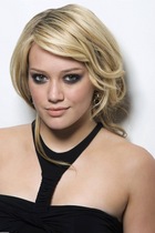 Hilary Duff : hillary_duff_1268411685.jpg