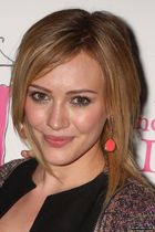 Hilary Duff : hillary_duff_1278266855.jpg