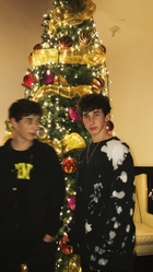 Hunter Rowland : TI4U1545537602.jpg