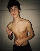 Hunter Rowland : hunter-rowland-1525971864.jpg