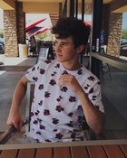 Hunter Rowland : hunter-rowland-1529794202.jpg