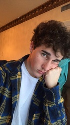 Hunter Rowland : hunter-rowland-1543965601.jpg