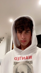 Hunter Rowland : hunter-rowland-1612187821.jpg