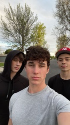 Hunter Rowland : hunter-rowland-1653163381.jpg