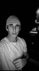 Hunter Rowland : hunter-rowland-1692232202.jpg