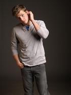 Hunter Parrish : hunter-parrish-1383692079.jpg