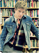 Hunter Parrish : hunter_parrish_1257457325.jpg