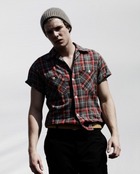 Hunter Parrish : hunter_parrish_1297031602.jpg