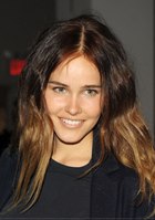 Isabel Lucas : isabellucas_1289061690.jpg