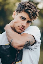 Jack Gilinsky : jack-gilinsky-1514881339.jpg