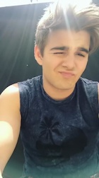 Jack Griffo : jack-griffo-1493437321.jpg