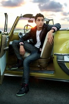 Jackson Guthy : jackson-guthy-1393611862.jpg