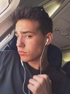 Jacob Whitesides : jacob-whitesides-1430442901.jpg