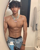 Jaden Smith : jaden-smith-1646592595.jpg