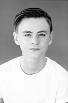 Jaeden Martell : jaeden-lieberher-1492574005.jpg