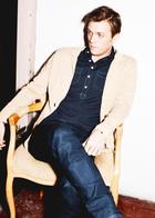 Jake Abel : jake-abel-1383686403.jpg