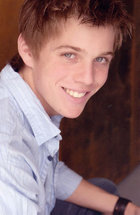 Jake Abel : jake_abel_1170001917.jpg