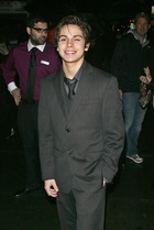 Jake T. Austin : jake-t-austin-1322144321.jpg