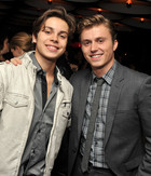 Jake T. Austin : jake-t-austin-1323200138.jpg