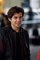 Jake T. Austin : jake-t-austin-1328727867.jpg