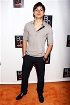 Jake T. Austin : jake-t-austin-1340378744.jpg