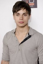 Jake T. Austin : jake-t-austin-1340639629.jpg