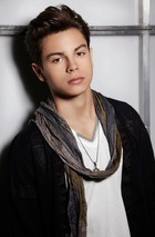 Jake T. Austin : jake-t-austin-1373470331.jpg