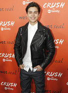 Jake T. Austin : jake-t-austin-1390924008.jpg