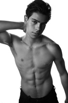 Jake T. Austin : jake-t-austin-1409330639.jpg