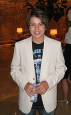 Jake T. Austin : jake_austin_1217287106.jpg