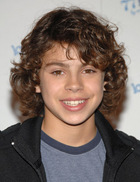 Jake T. Austin : jake_austin_1227557040.jpg