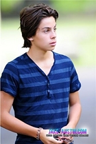 Jake T. Austin : jake_austin_1289323862.jpg