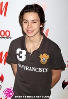 Jake T. Austin : jake_austin_1302126808.jpg