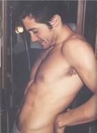 Jake Gyllenhaal : jake_gyllenhaal_1275102435.jpg