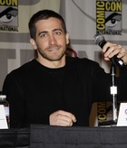 Jake Gyllenhaal : jake_gyllenhaal_1291053365.jpg