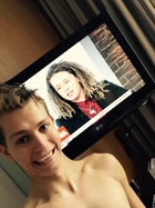 James McVey : james-mcvey-1427946301.jpg