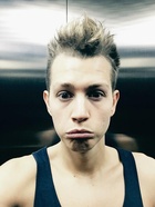 James McVey : james-mcvey-1430953201.jpg