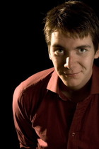 James and Oliver Phelps : TI4U_u1242477984.jpg