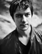 James McAvoy : james-mcavoy-1374515256.jpg