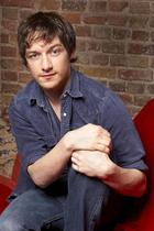 James McAvoy : james-mcavoy-1374515299.jpg