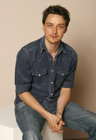 James McAvoy : james-mcavoy-1381097528.jpg