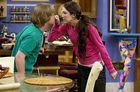 Jason Earles : TI4U_u1187645817.jpg