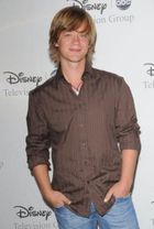 Jason Earles : jason_earles_1216932971.jpg