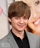 Jason Earles : jason_earles_1291300004.jpg