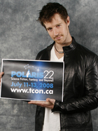 Jason Dohring : jasondohring_1230331357.jpg