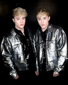 Jedward : jedward-1568320240.jpg